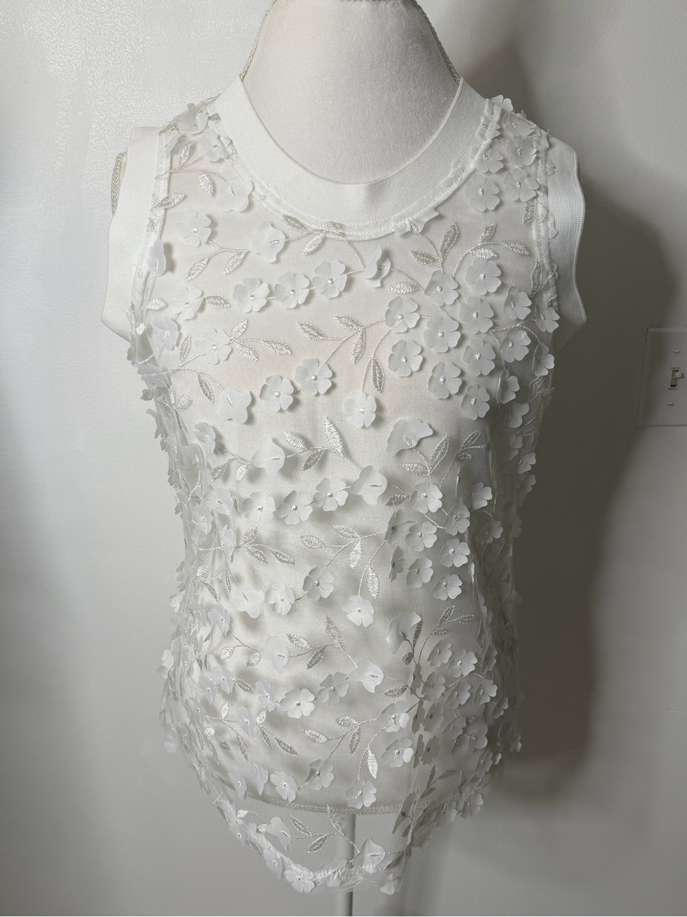 NWOT, Hilary Radley mesh ivory tank Sz med